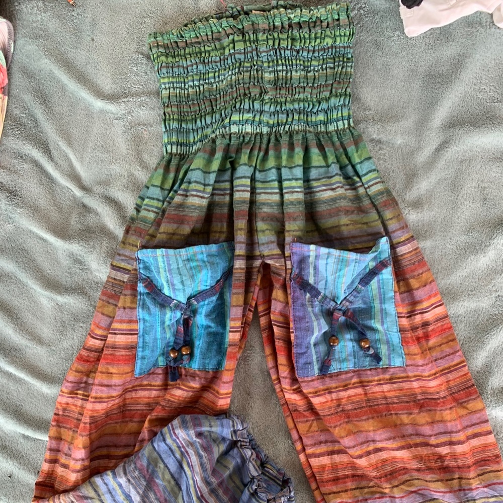 Colorful stretchy cropped pants